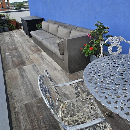 One Bedroom With Great City Views London Exteriör bild